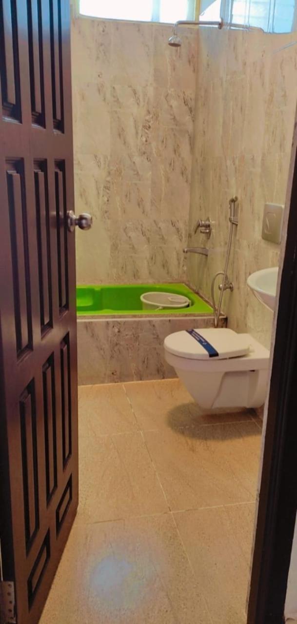 Sri Gnana Vedha Beach Residency Веланканні Екстер'єр фото