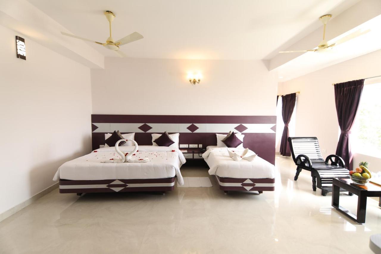 Sri Gnana Vedha Beach Residency Веланканні Екстер'єр фото