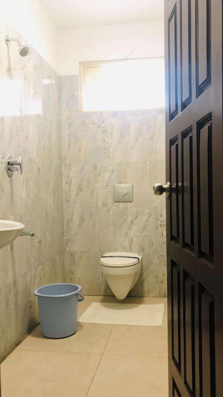 Sri Gnana Vedha Beach Residency Веланканні Екстер'єр фото
