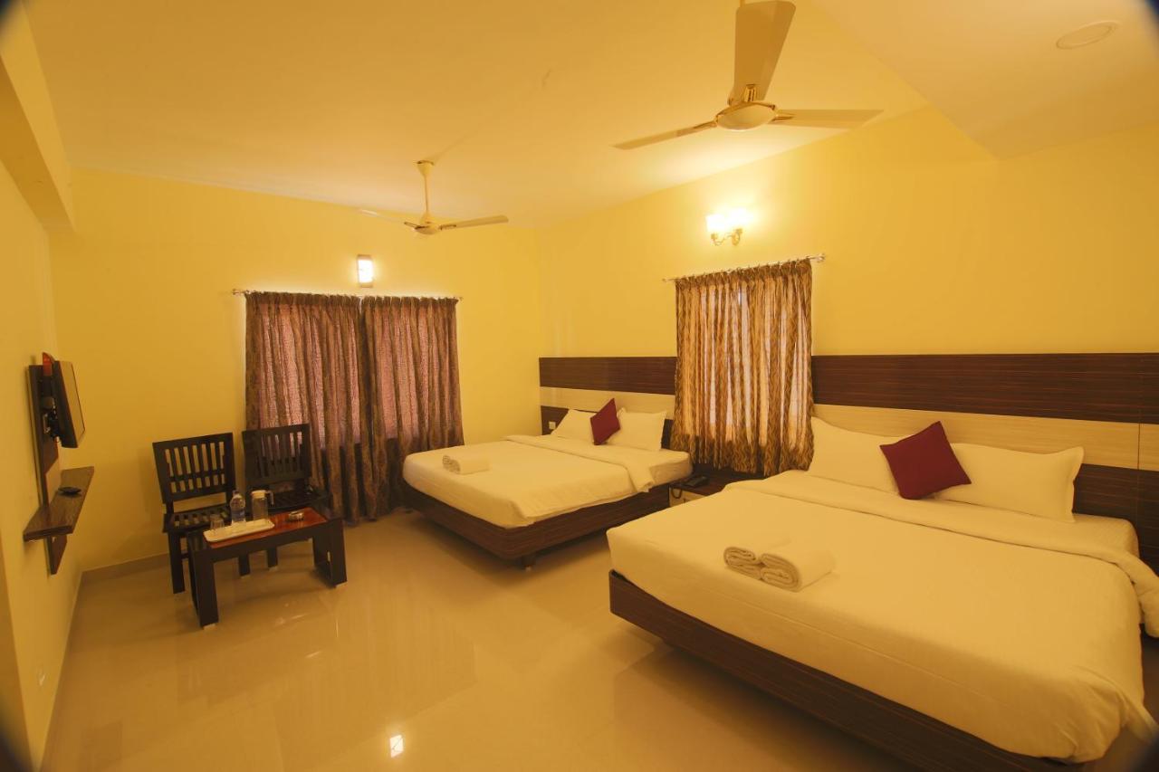 Sri Gnana Vedha Beach Residency Веланканні Екстер'єр фото
